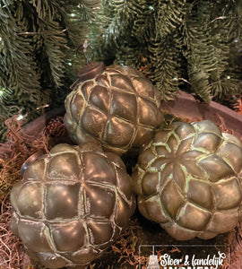 Landelijke kerstbal cushion - groen | 10 cm